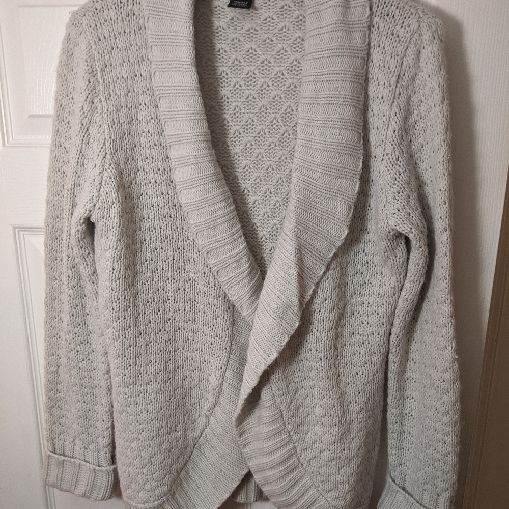 Soft knit, draped , light gray, cocoon cardigan (fits medium- XL)
